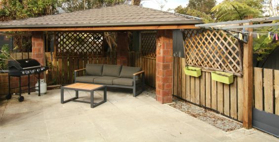 Luxury 3-Bedroom House courtyard